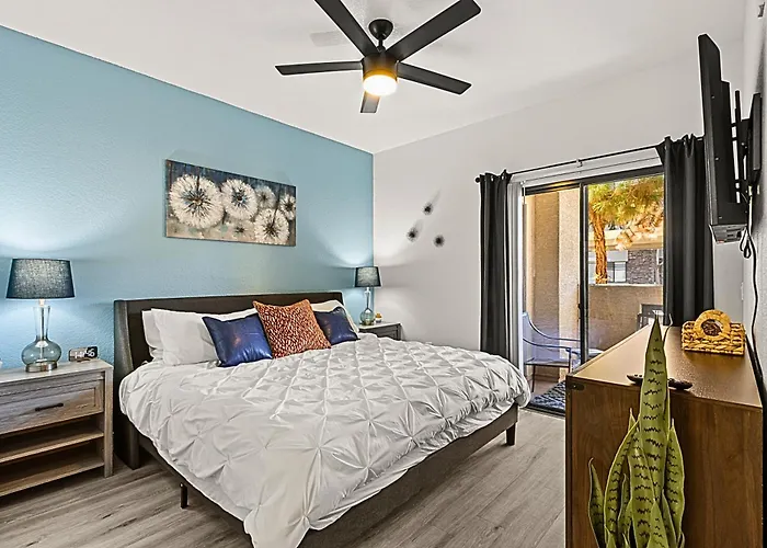 Apartment Pool, Gym & King Beds Relaxing Asu Stay *