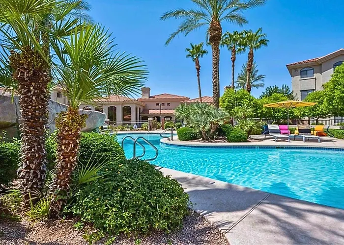 Apartment Pool, Gym & King Beds Relaxing Asu Stay Tempe