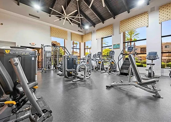 Pool, Gym & King Beds Relaxing Asu Stay Apartment Tempe